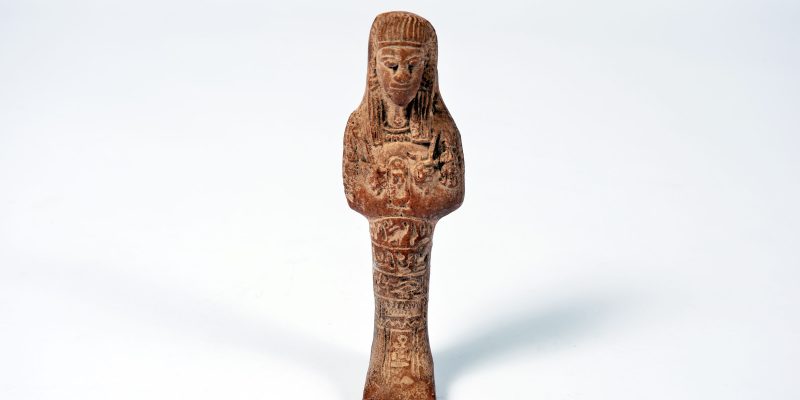MH Museum Case10 Forged Statuette Egyptian Aspect Ratio 800 400