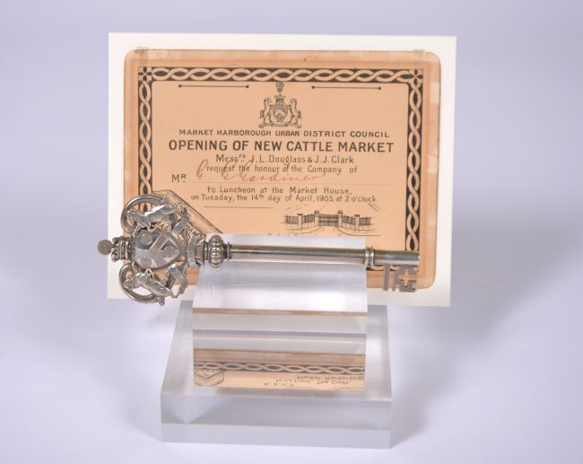 MH Museum Case4 Cattle Market Key 1 Aspect Ratio 650 517