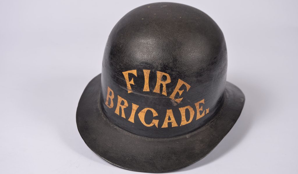 MH Museum Case10 Black Fire Helmet Aspect Ratio 1024 600