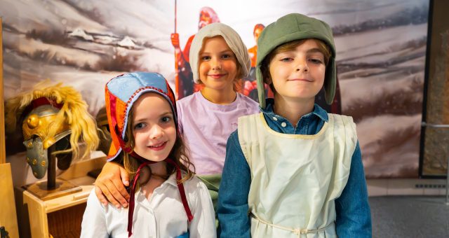 LibraryPhotos 85 Scaled Aspect Ratio 640 340