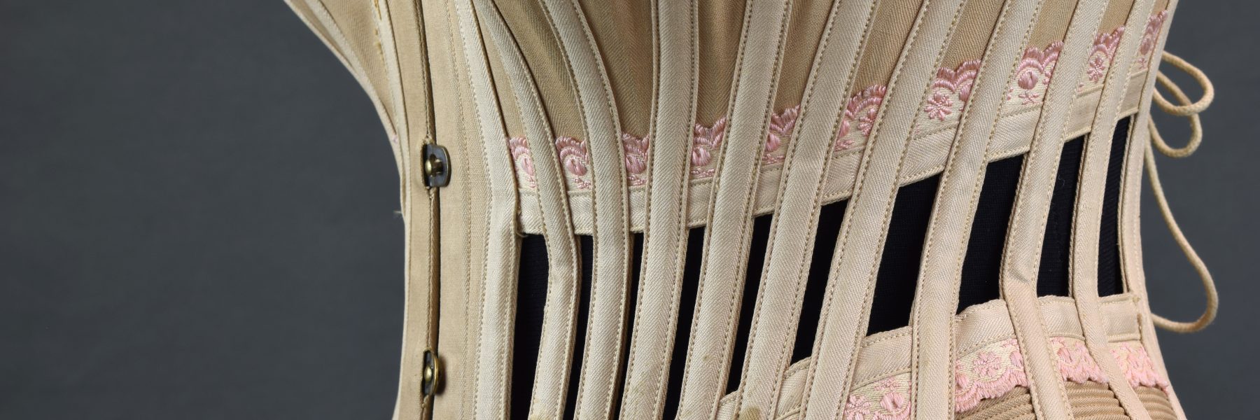 B8a 3 Large Scaled Aspect Ratio 1800 600