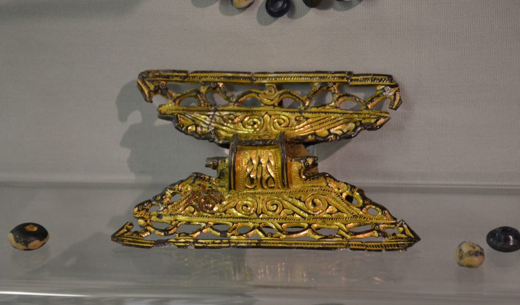 Langton Brooch Scaled Aspect Ratio 1024 600
