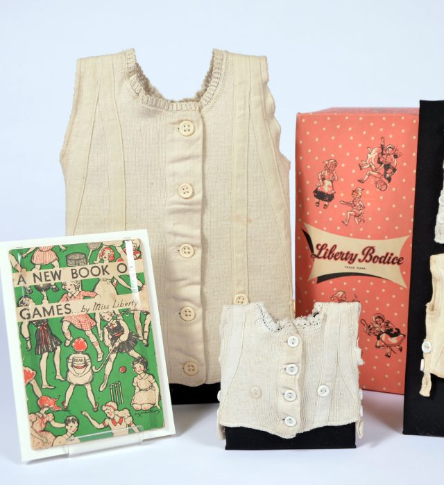 MH Museum Case3 Liberty Bodice Aspect Ratio 640 700